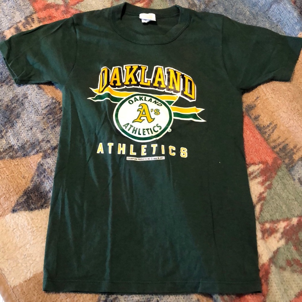 Vintage kids Oakland Athletics t shirt